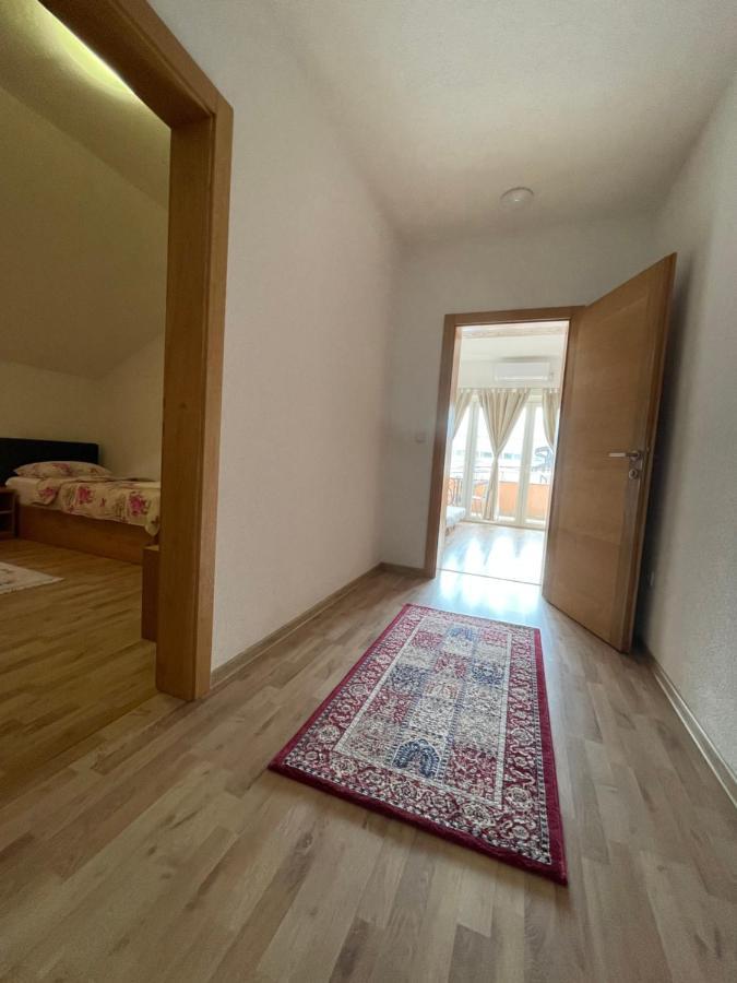 Villa Maja Bihać Exteriör bild