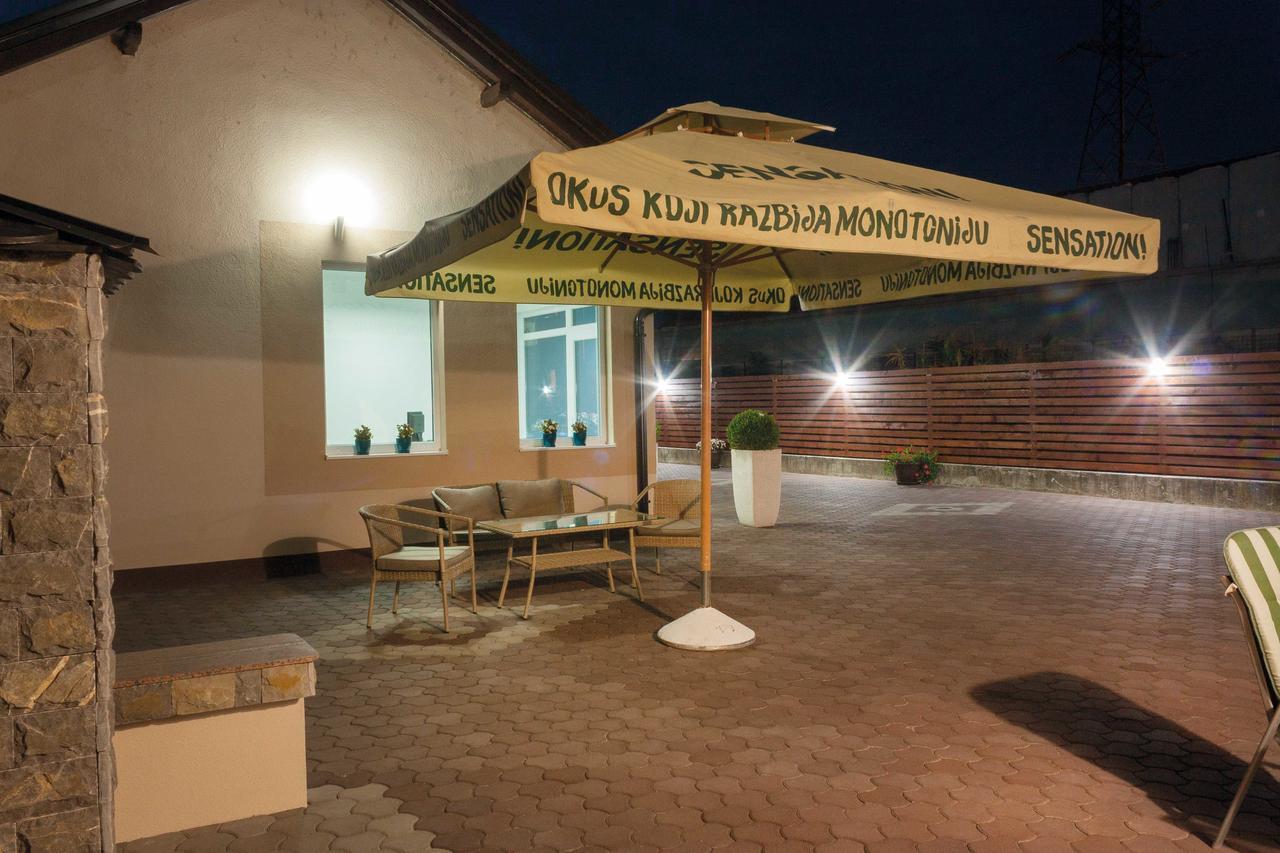 Villa Maja Bihać Exteriör bild